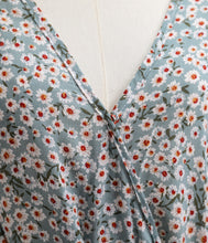 Load image into Gallery viewer, Jemi Floral Print Maxi Flow