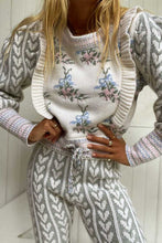 Load image into Gallery viewer, Sweetheart Blush Pink Multi floral KNIT SWEATER